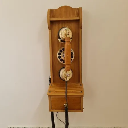 The Old School House * Nether Poppleton