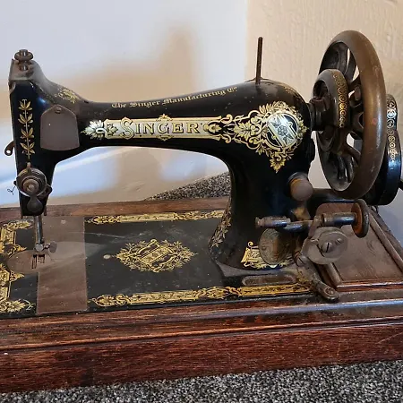 The Old School House * Nether Poppleton